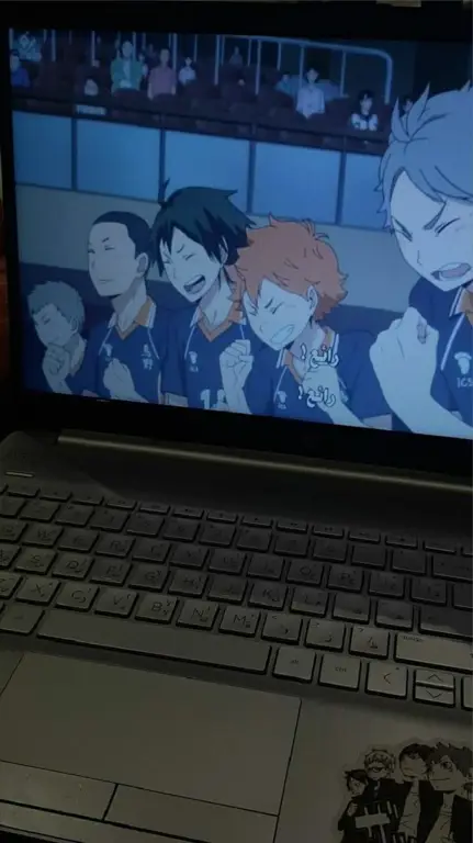 Selamat Menonton Menonton anime di laptop