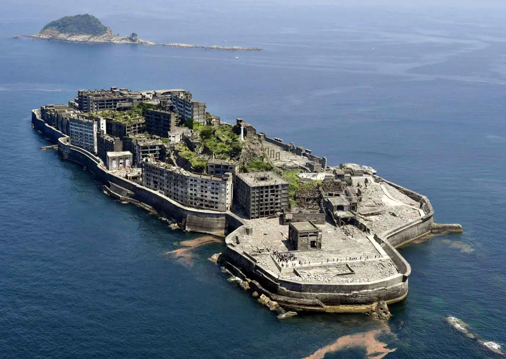 Pemandangan indah pulau di Jepang
