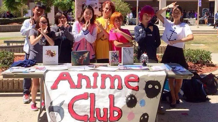 Berbagai aktivitas menarik Kegiatan klub sekolah dalam anime