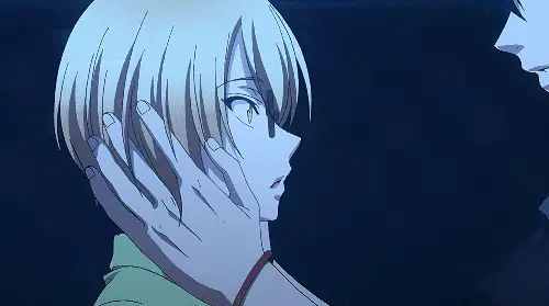 Adegan Aksi dan Romantis dalam Anime Karakter anime sedang bertarung dan berciuman